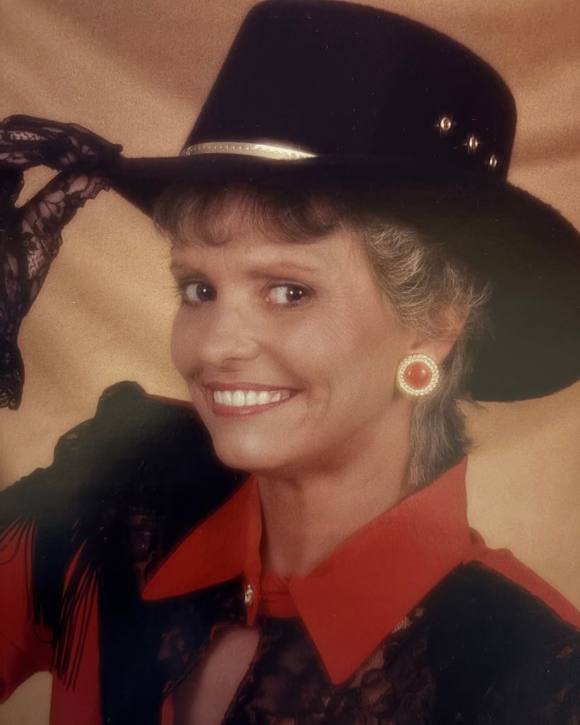 Lindey Elaine Keen Profile Photo