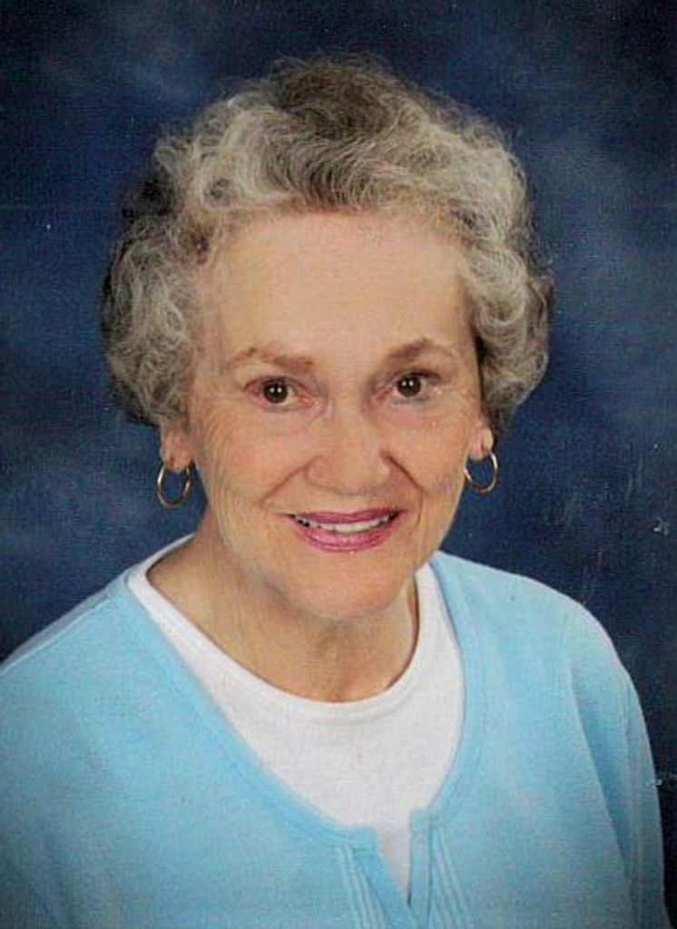 Maxine Tucker