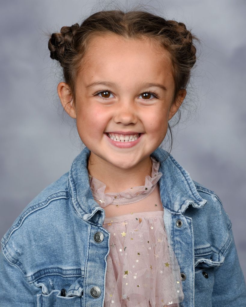 Mila Rue Profile Photo