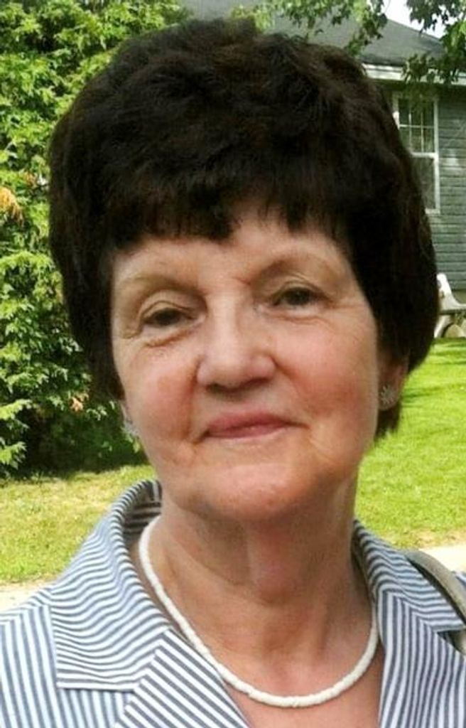 Elizabeth Mary Spencer Profile Photo