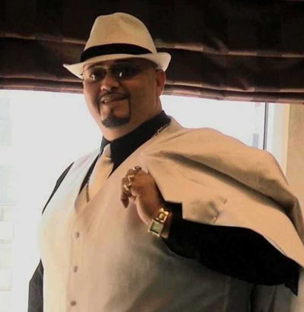 Elmer Junior Colon Profile Photo