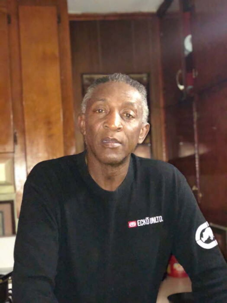 Edward Earl Dixon Sr.