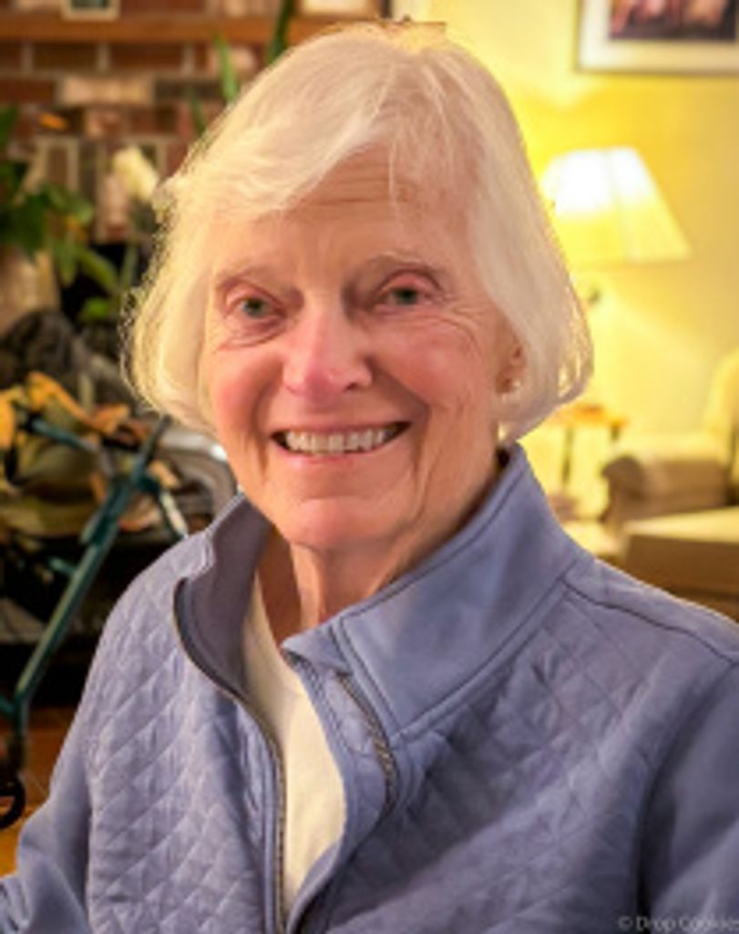 Emily “Lee” (Phelan) Listro