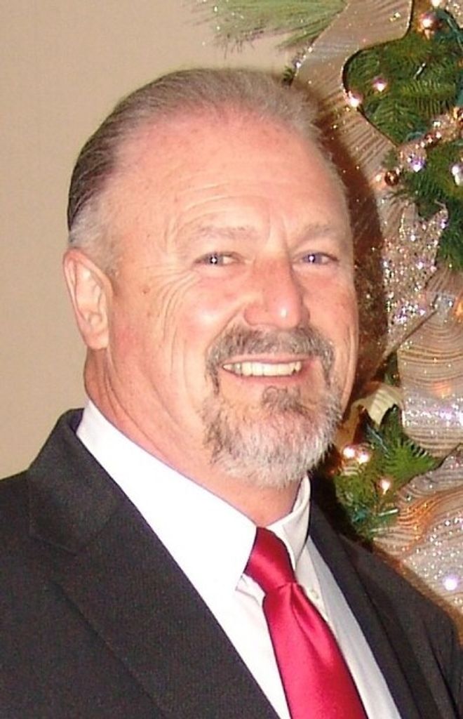Johnny Michael Akins Profile Photo