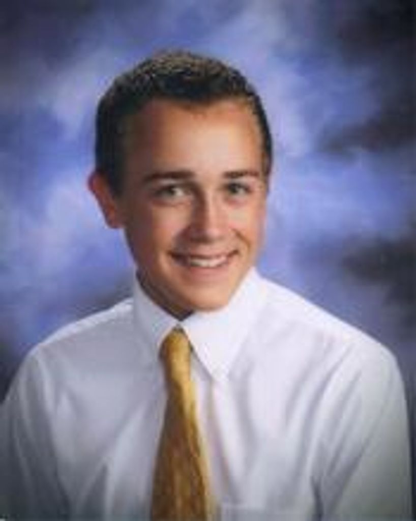 Graham Elliott Stevens Profile Photo