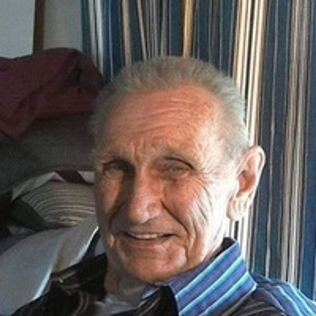 Thomas R. Roberts Profile Photo