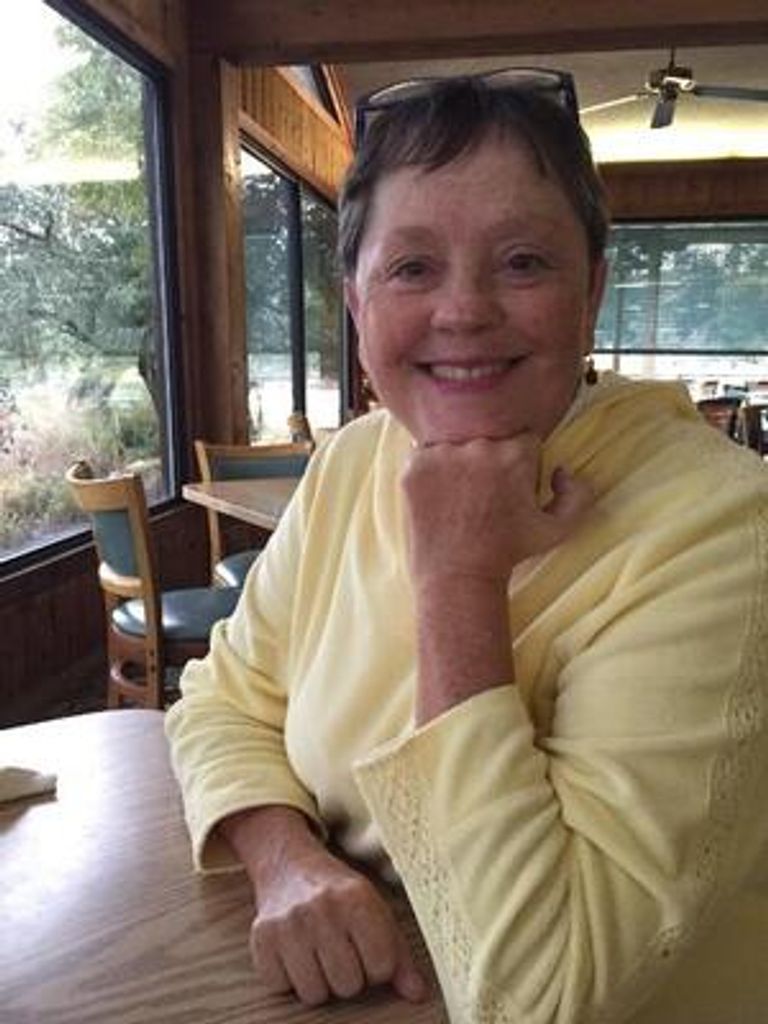 Kathryn Thomas Profile Photo