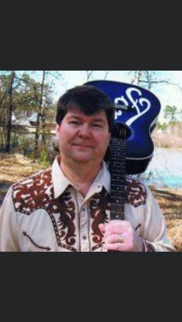Perry Thompson Profile Photo