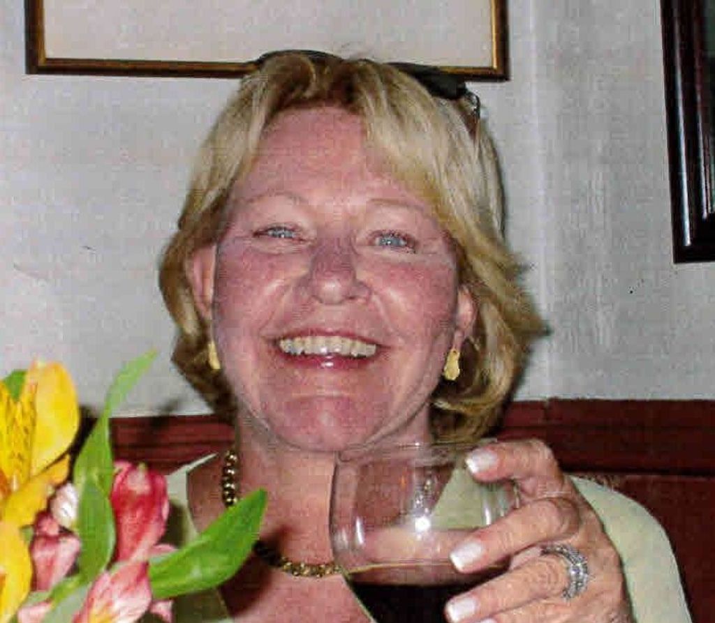 Janet E. (Dunkelberger)  Caplan