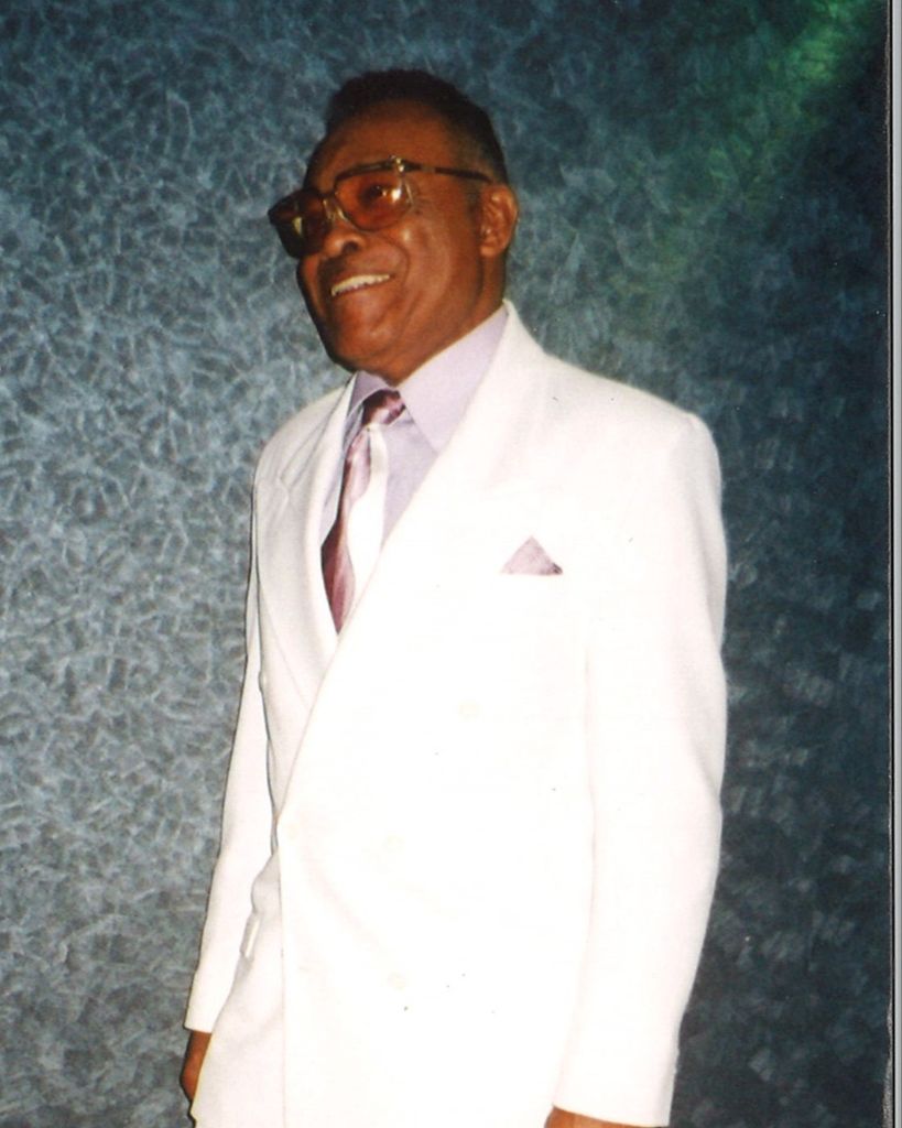 Carleton Thomas Profile Photo