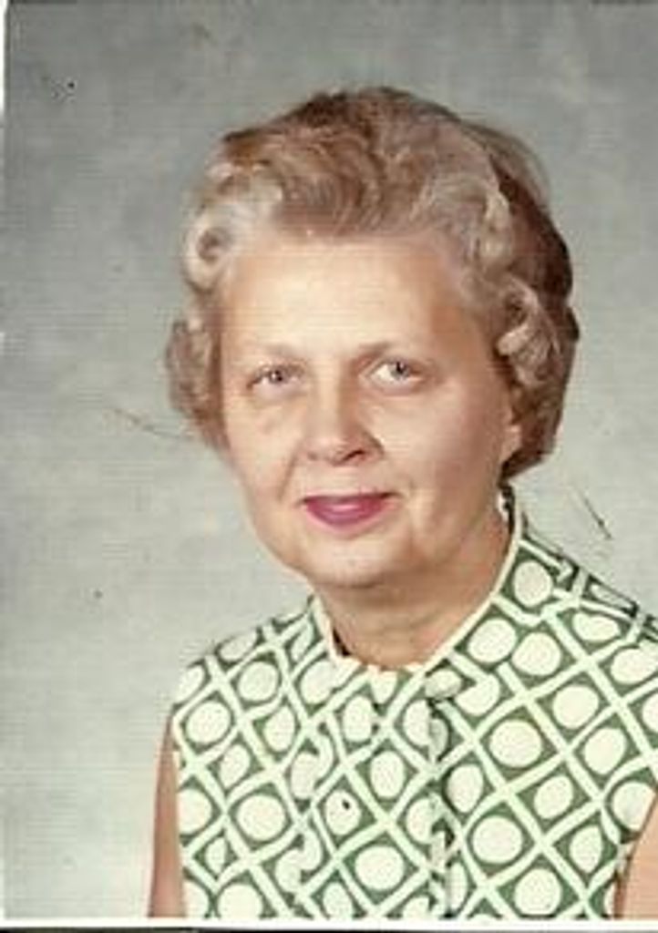 Evelyn Day