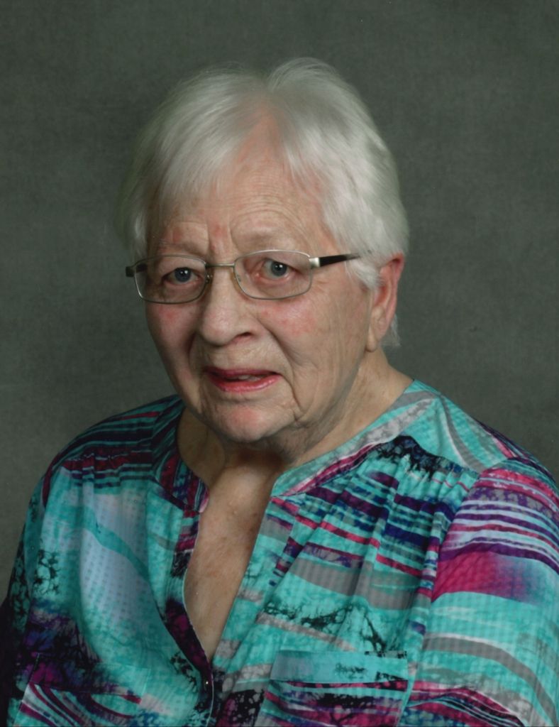Lois Elaine Connors Profile Photo