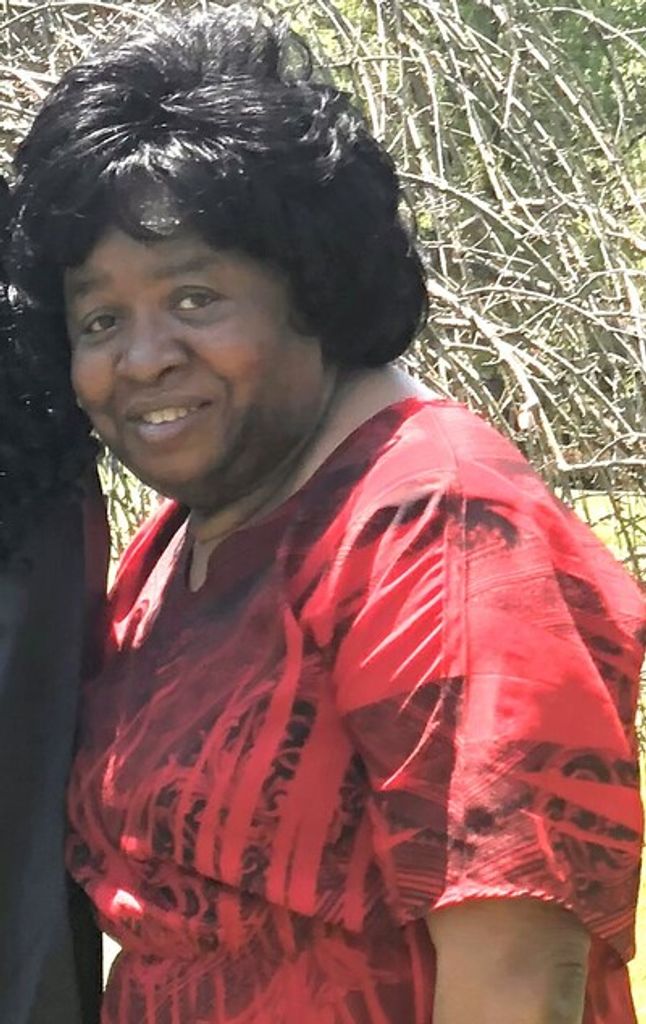 Elizabeth "Betty" Young Saunders Profile Photo