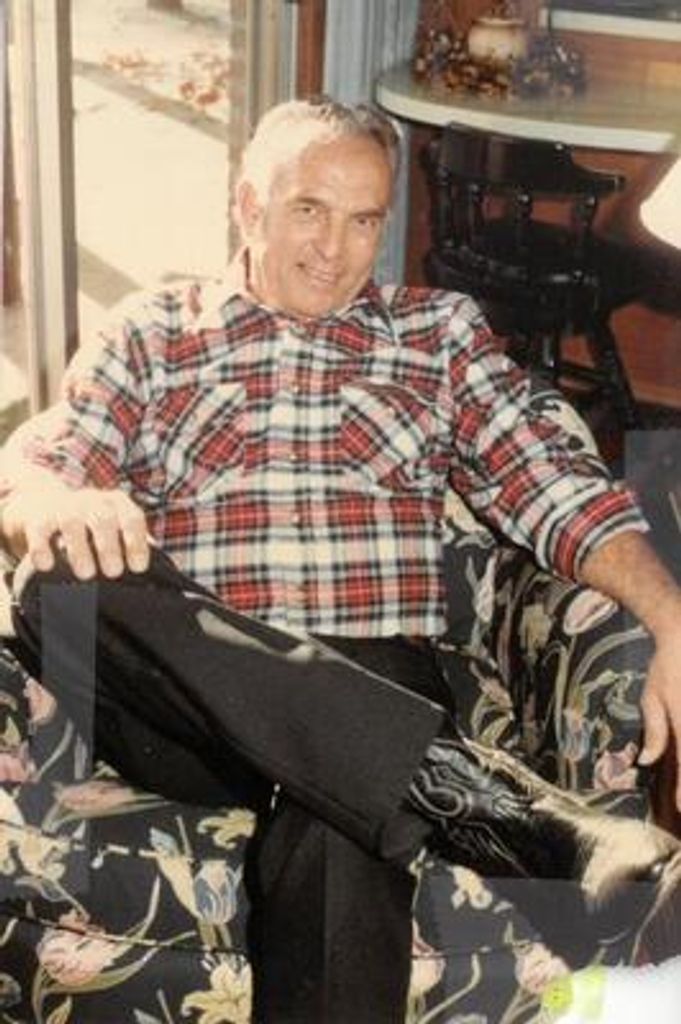 Bob Lavon Davis Profile Photo