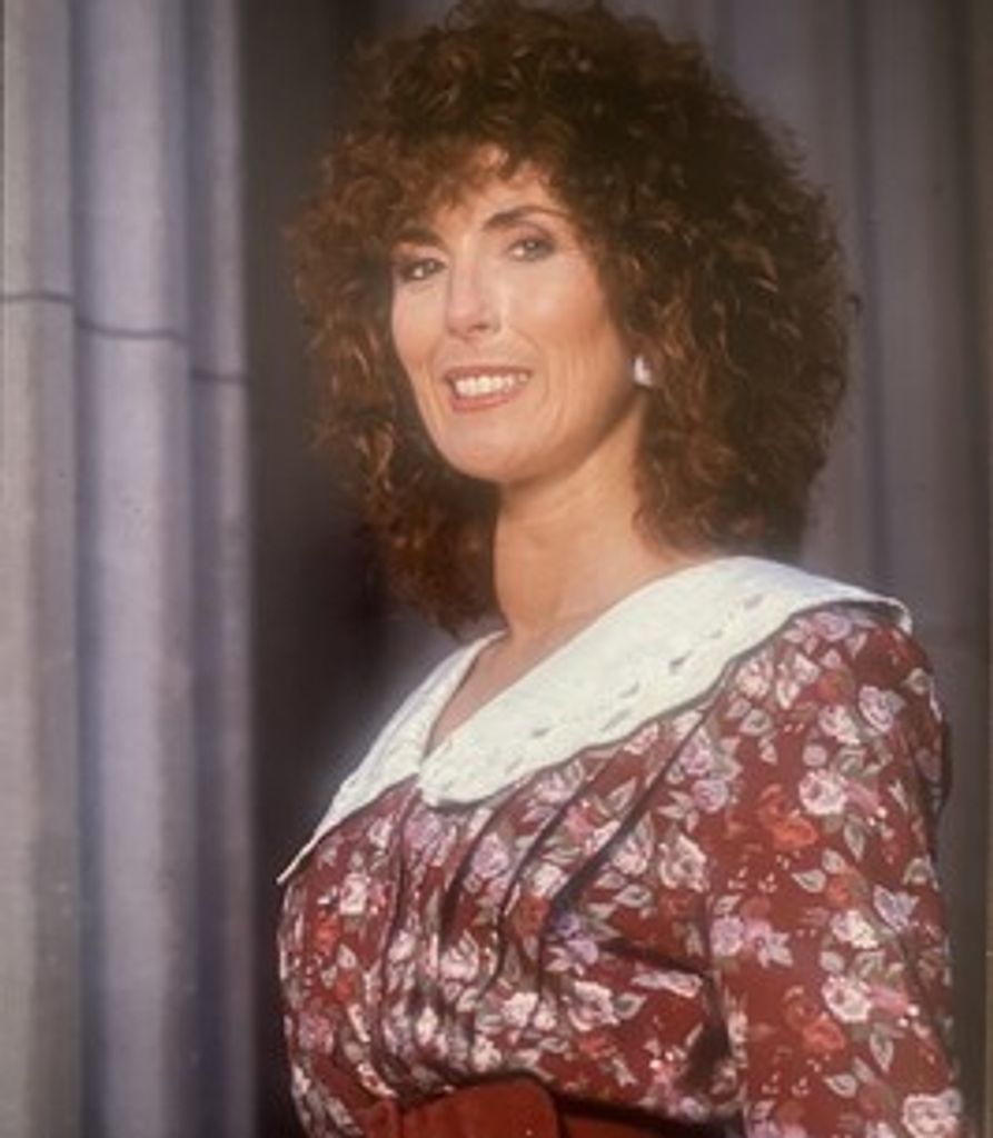 Sandra Lamb Profile Photo