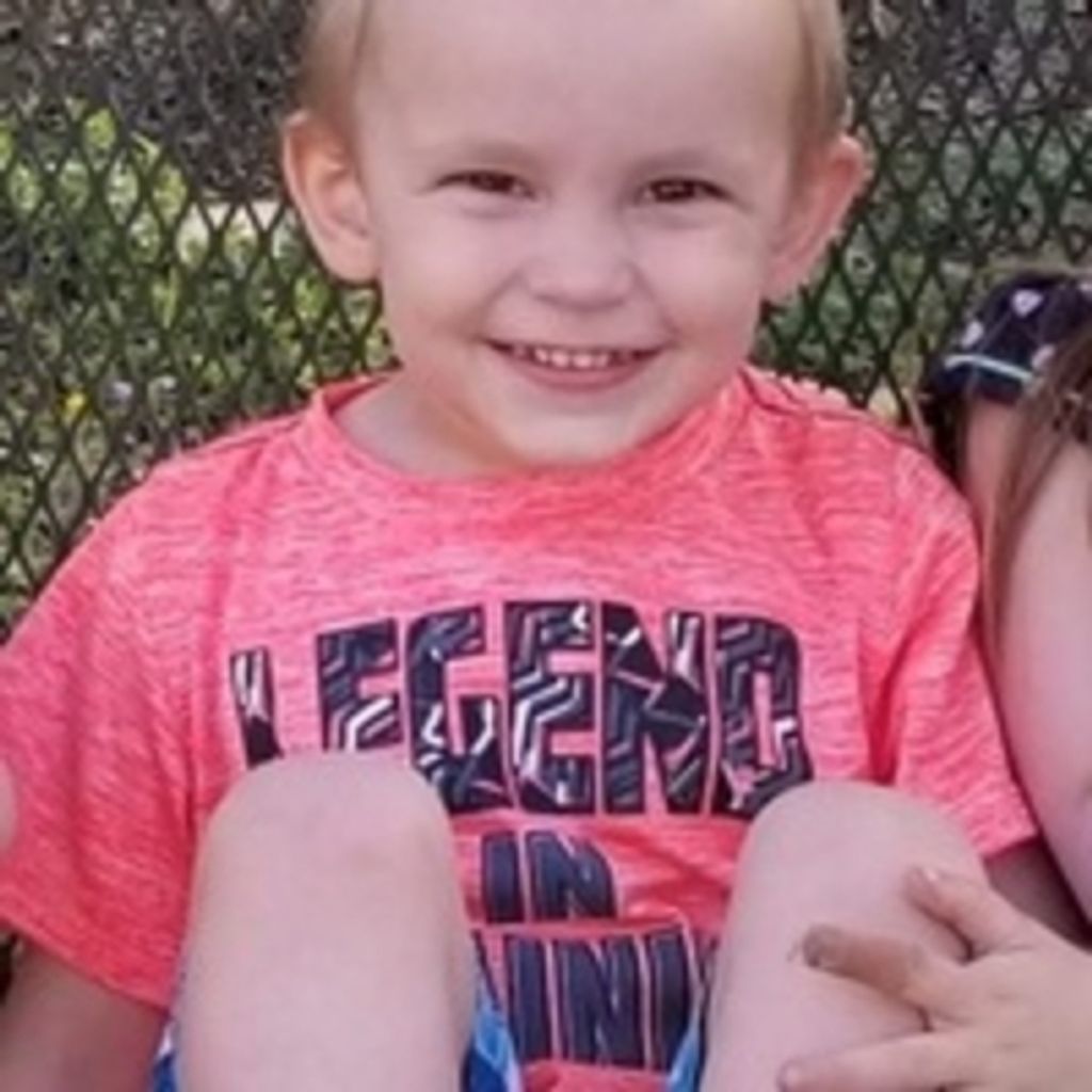 Kenneth Charlie-Ray Lloyd Profile Photo