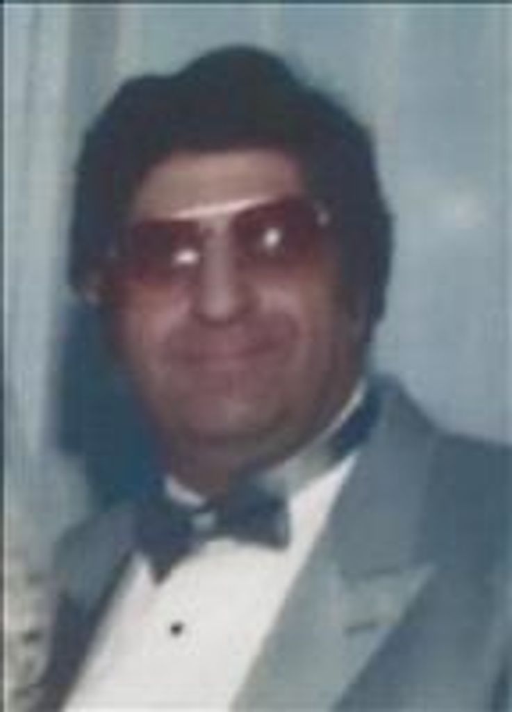 Stephen  M Swartz