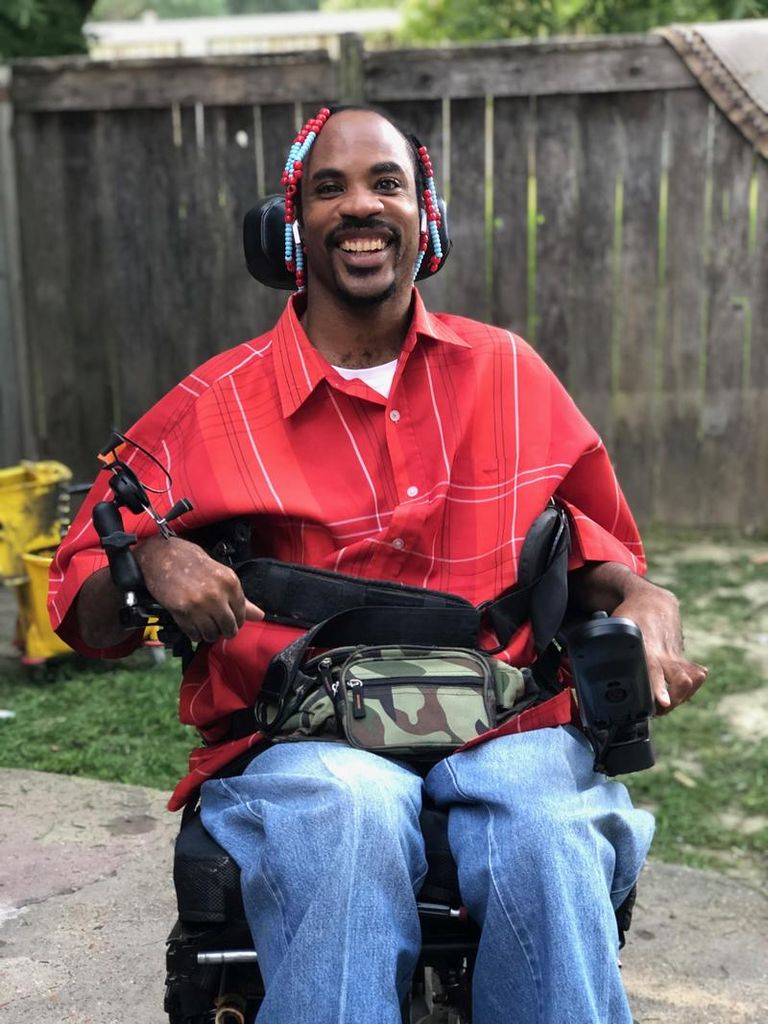Carlos Brown Profile Photo