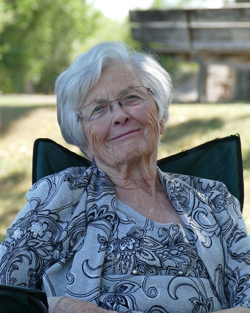 Janet Maxine Lindstrom Profile Photo