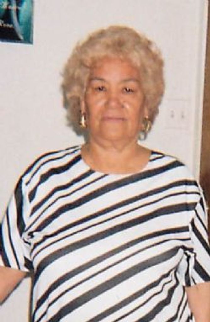 Manuela Flores