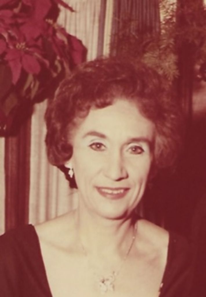 Loretta Dell Profile Photo
