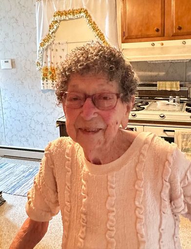 Helen R. (Pressel)  Pitsinger photo gallery thumbnail 48 of 96