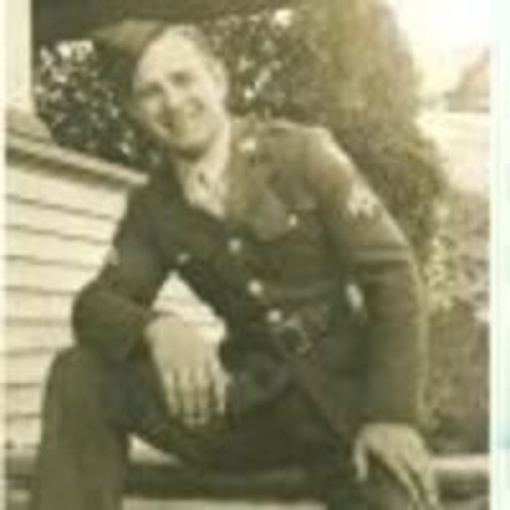 Carl R Leclair