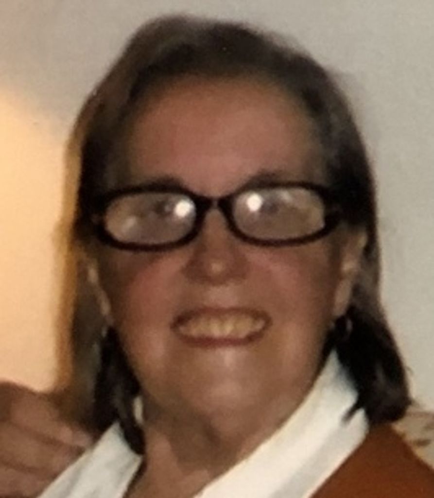 Luciana Gregory
