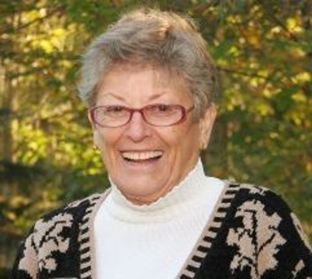 Elizabeth Warren Price Profile Photo