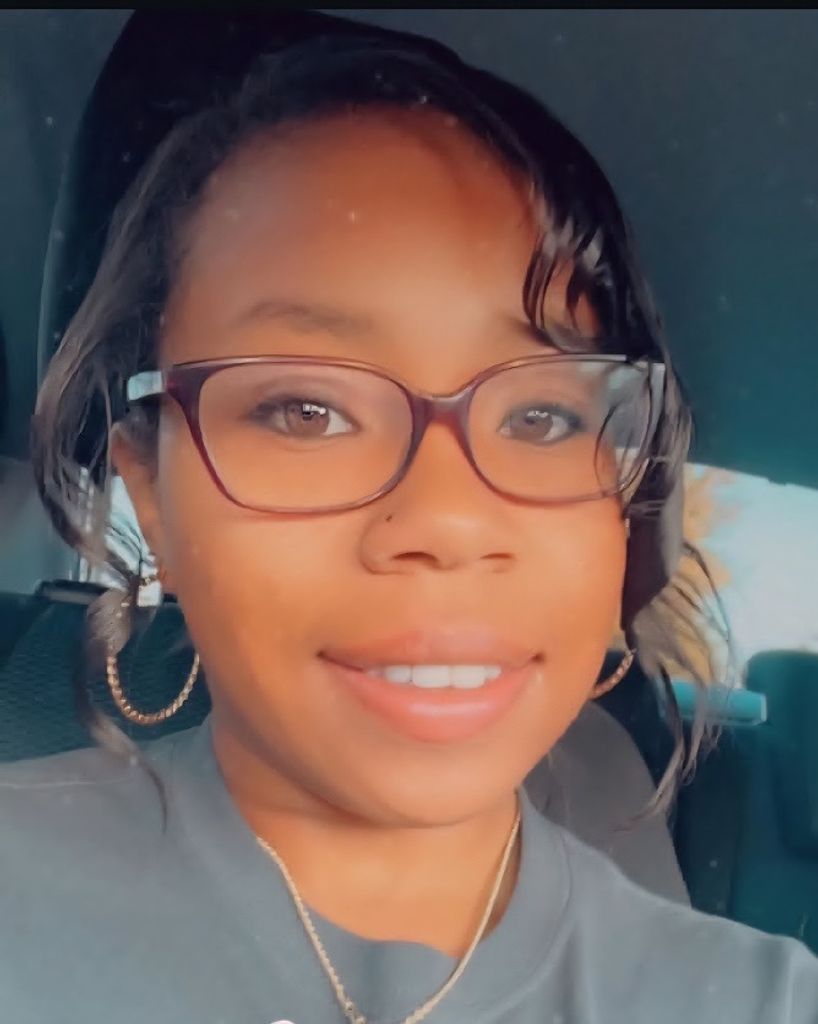 Ms. Dymond Juanita Abercrombie