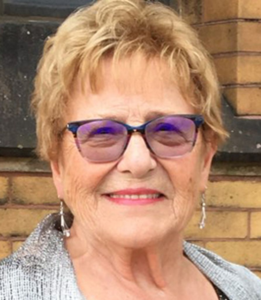Mary Rozzi Profile Photo