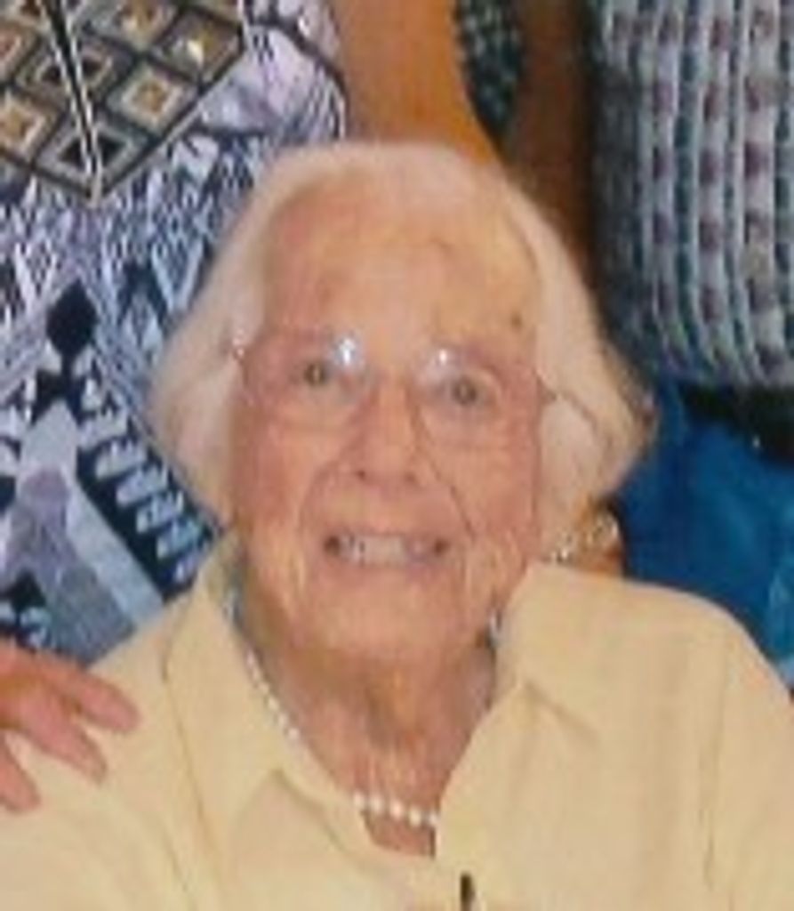 Evelyn "Evy" Hunter