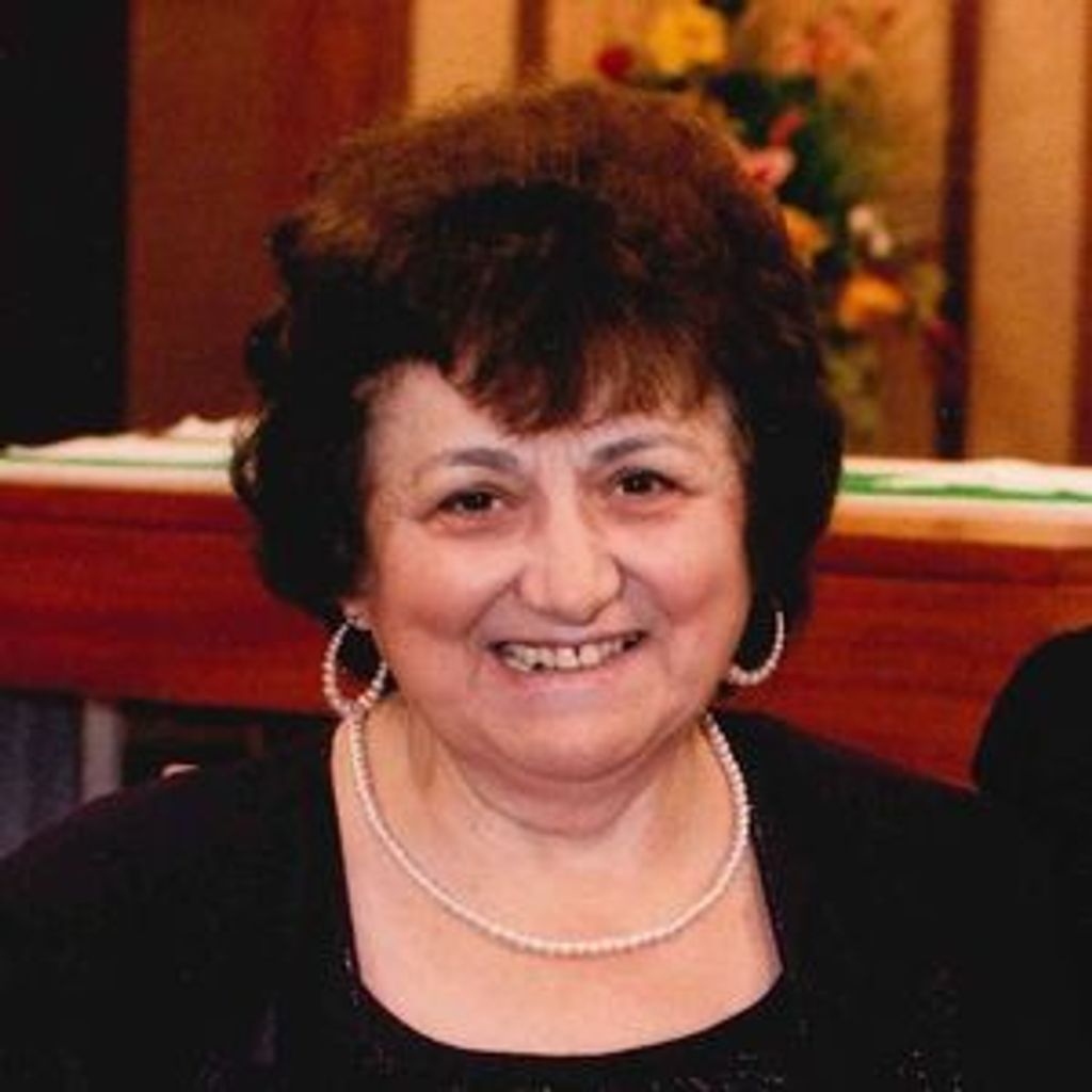 Gina Benacquista Gizzi Profile Photo