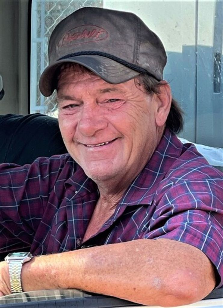 Howard James " Jamie" Halcomb