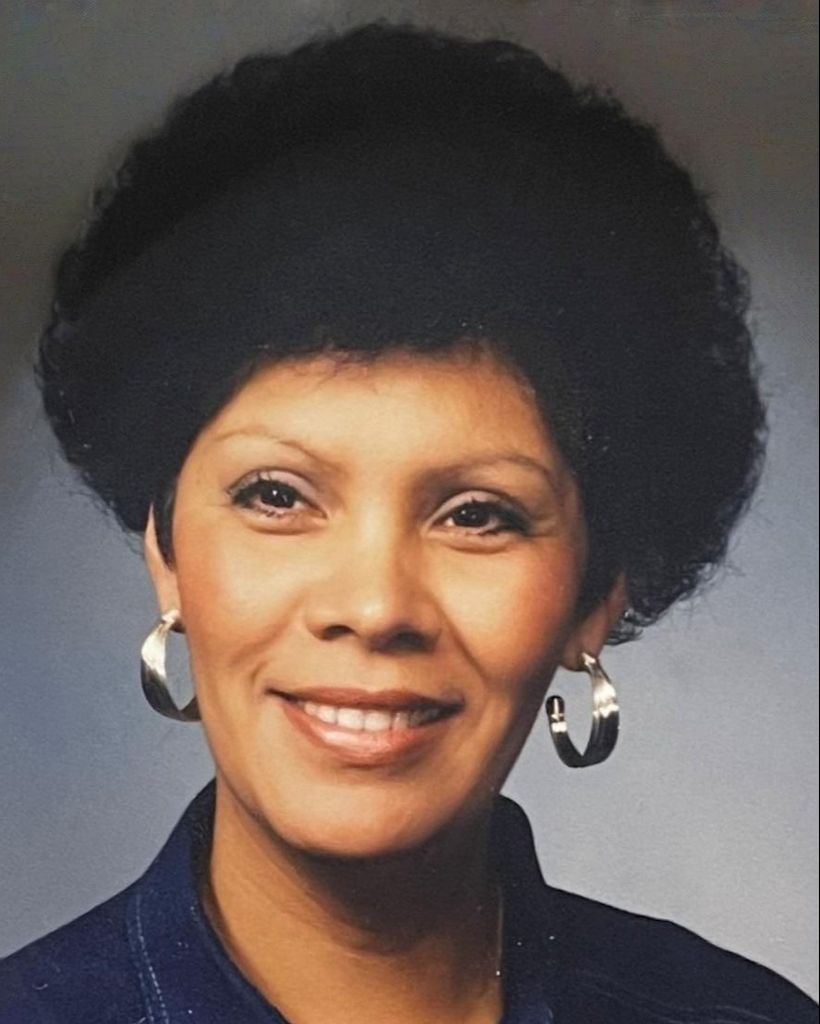 Sanjuana "Nena" Munoz Mendoza