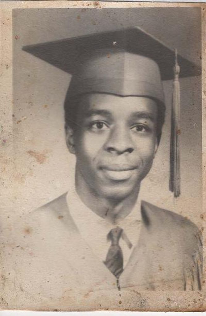 Walter Thomas  Jones, Jr. Profile Photo