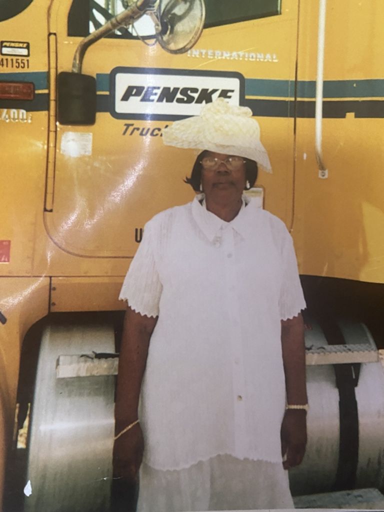 Arphine Eaddy Profile Photo