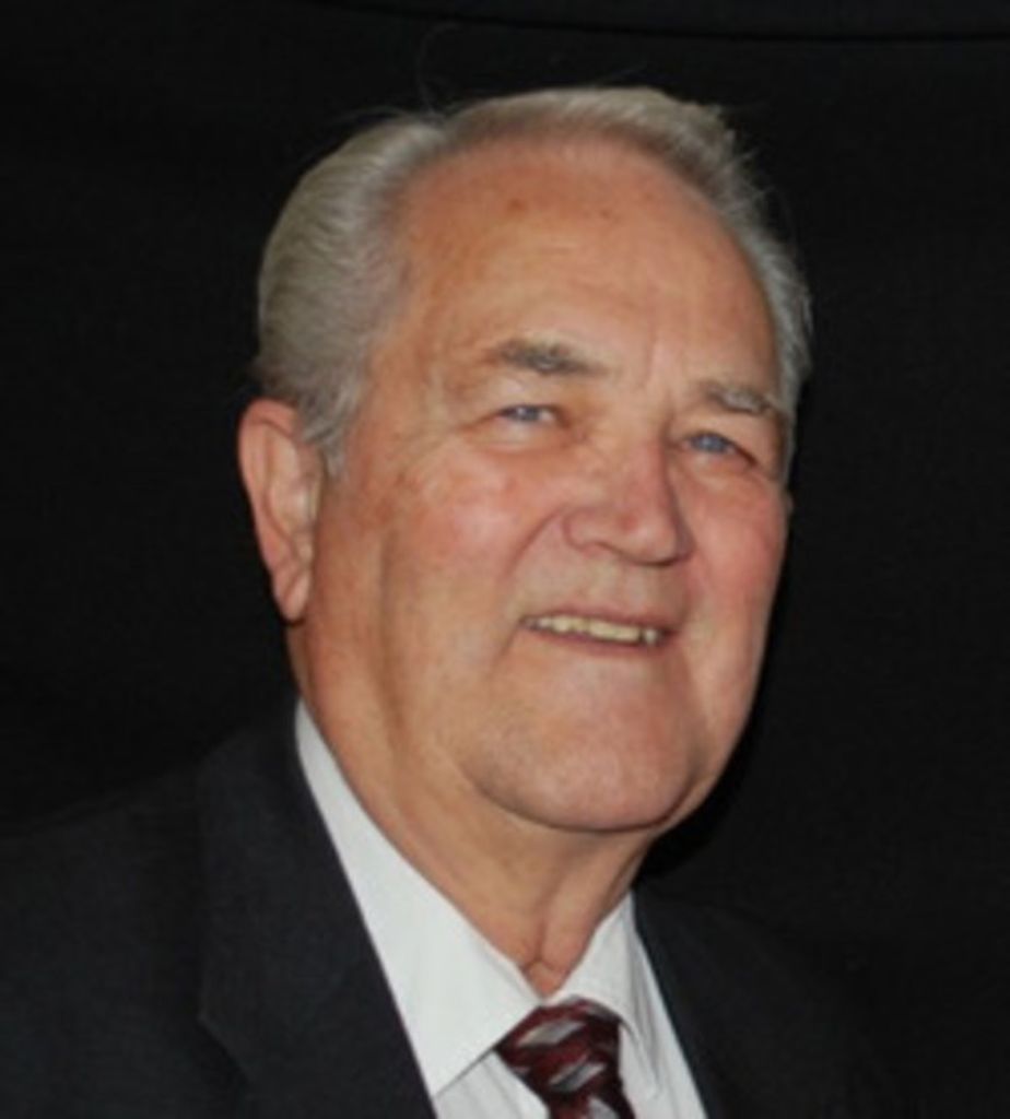 Earl D. Thomas