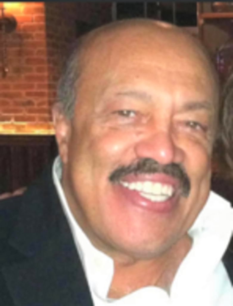 Tiago Carlos Senna Profile Photo