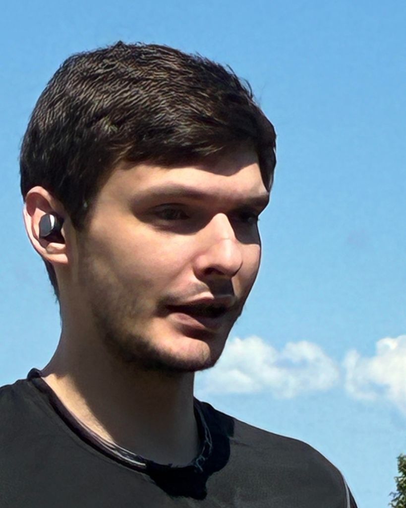 Dillon Garett Saunders Profile Photo