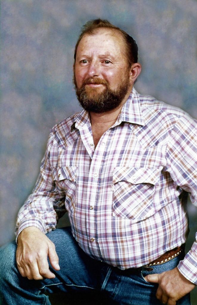Thomas Jones Profile Photo