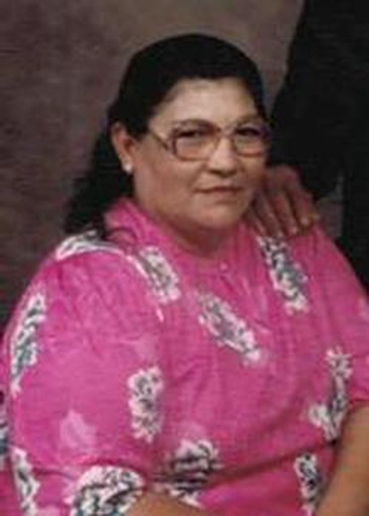 Gloria Robles (Resendez)