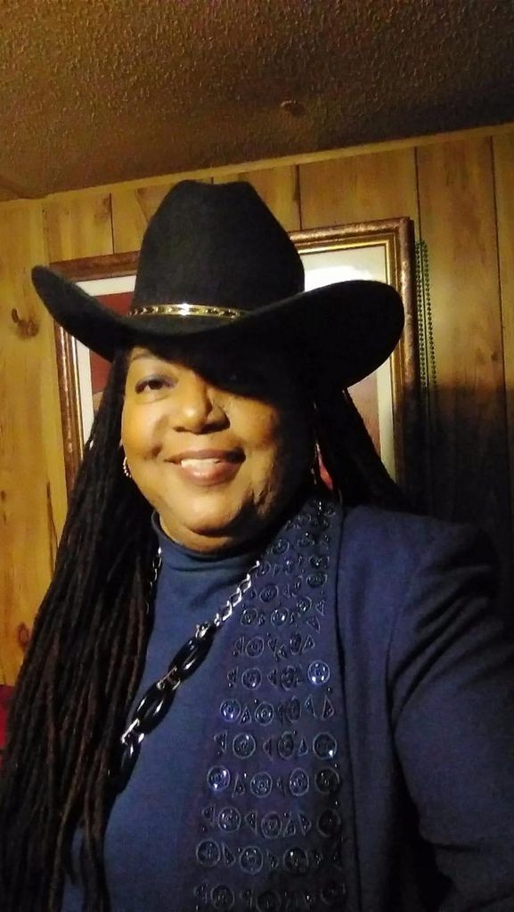 Glenda Ann Porchea Profile Photo