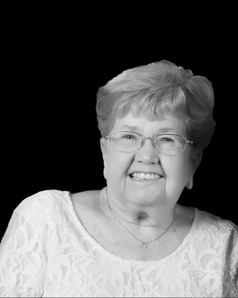 Linda L. (Thomas)  Pennington