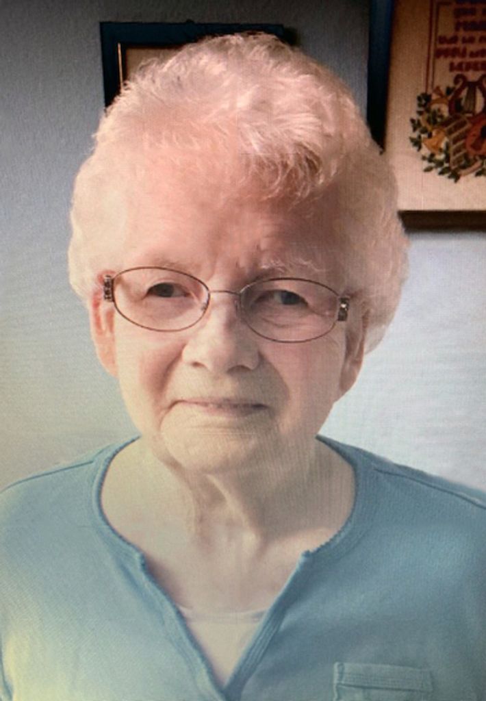 Bea Groves Profile Photo