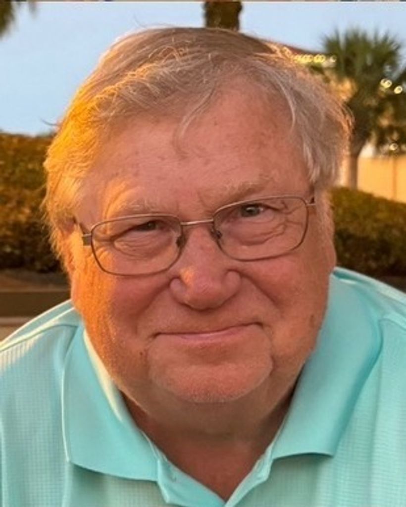 Robert Michael Matthews Profile Photo