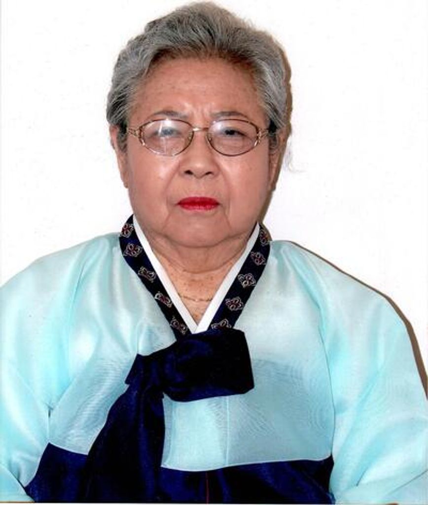Myo Hang Jung Profile Photo