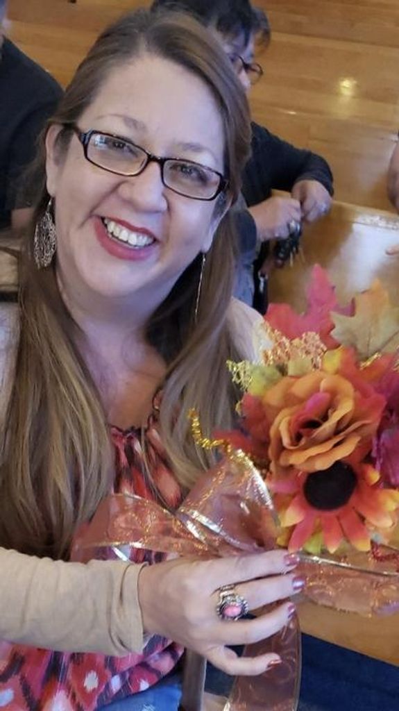 Julie Mae Saiz Profile Photo