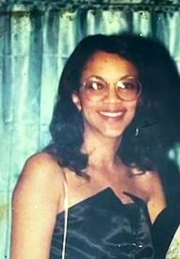 Daphne Alice Robert Profile Photo