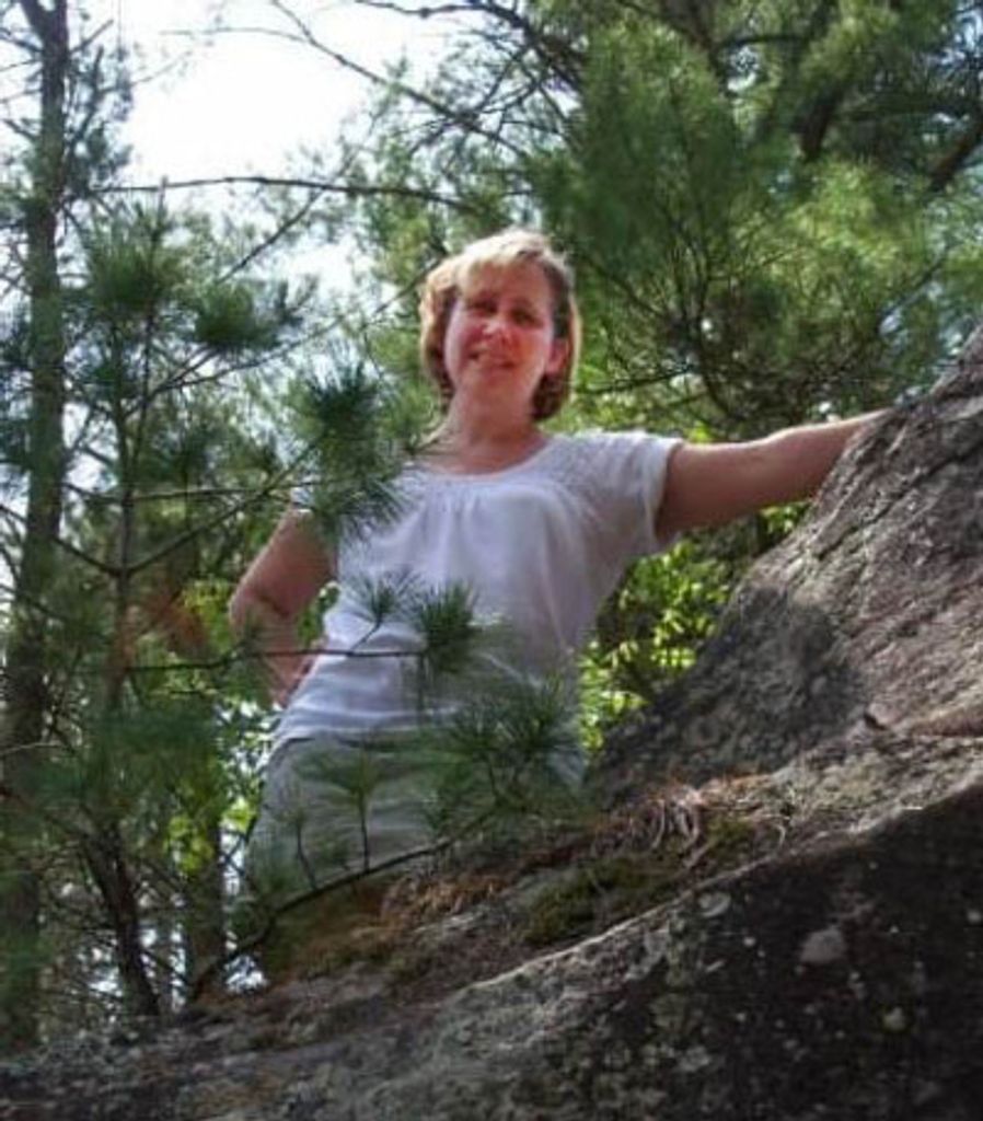 Tina Marie (Huettl) Bertrand Profile Photo